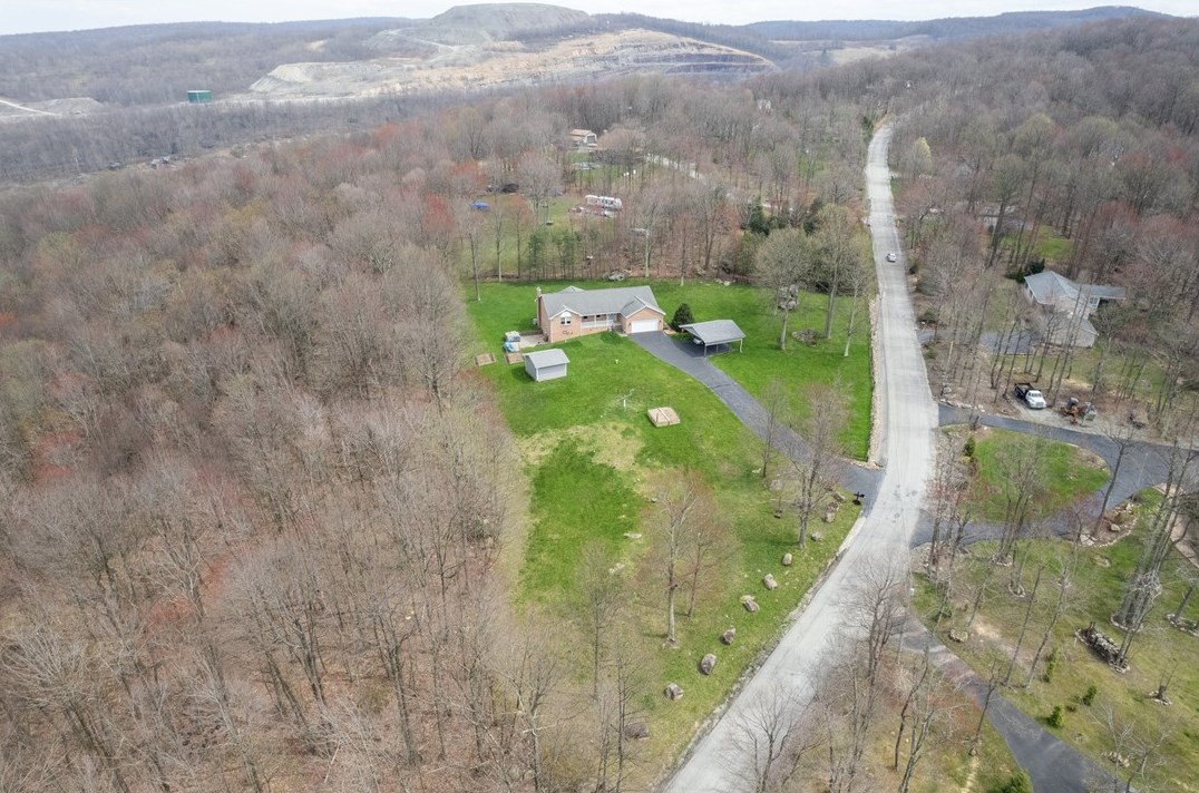 1735 Breakneck Rd, White, PA 15490-1029