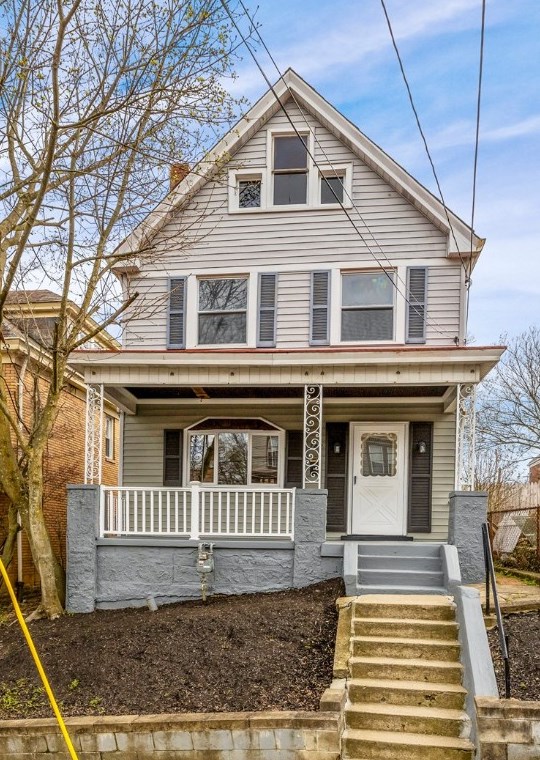 742 Mclain St, Pittsburgh, PA 15210