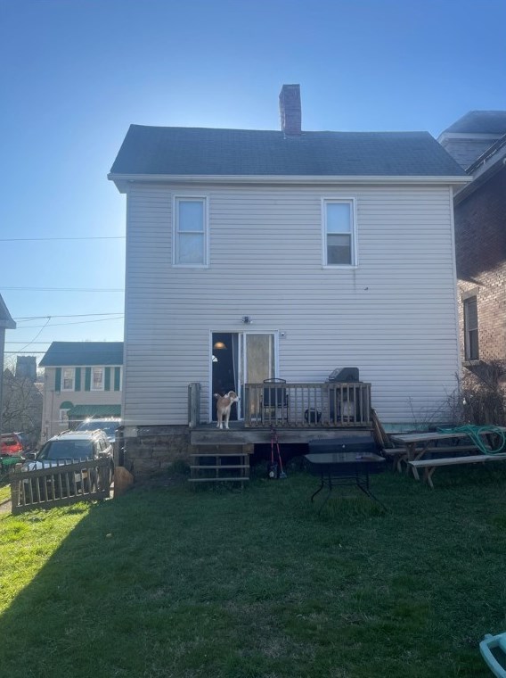 237 S Prospect St, Connellsville, PA 15425