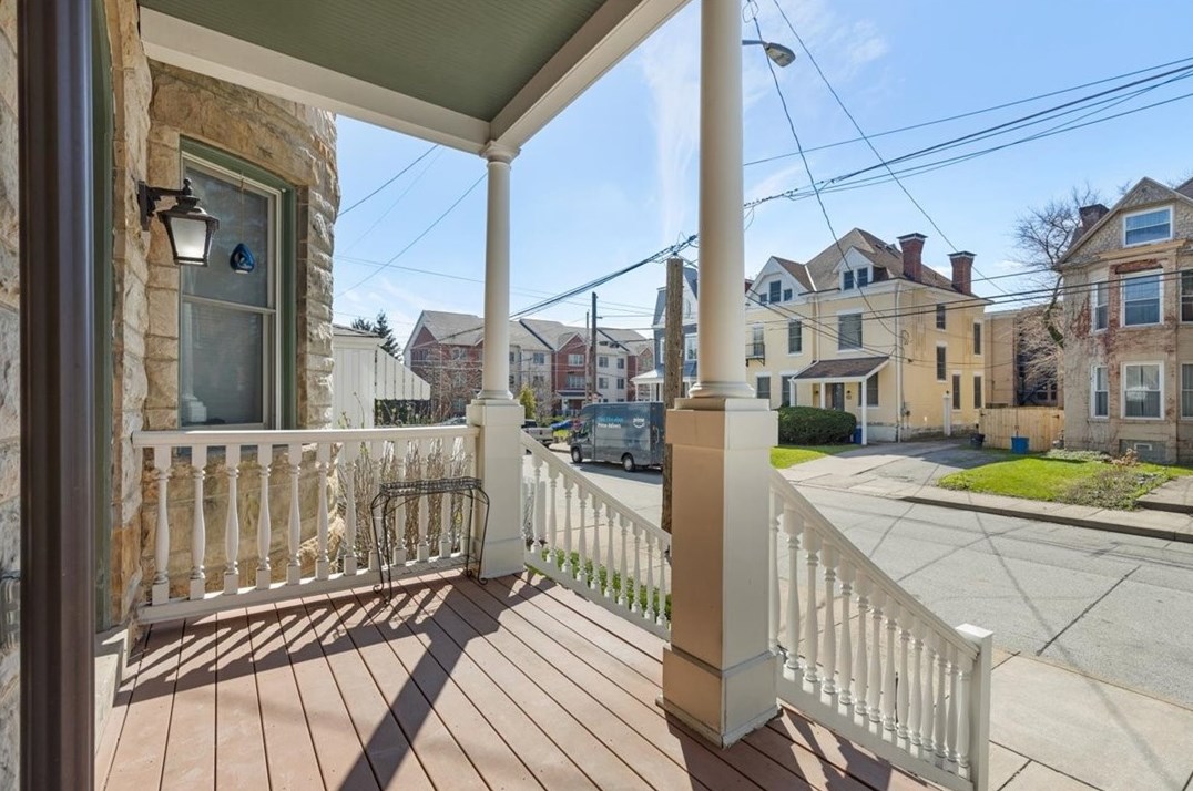 5813 Rippey St, Pittsburgh, PA 15206-2957