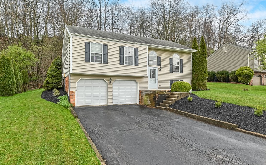 4827 Bayfield Rd, Allison Park, PA 15101