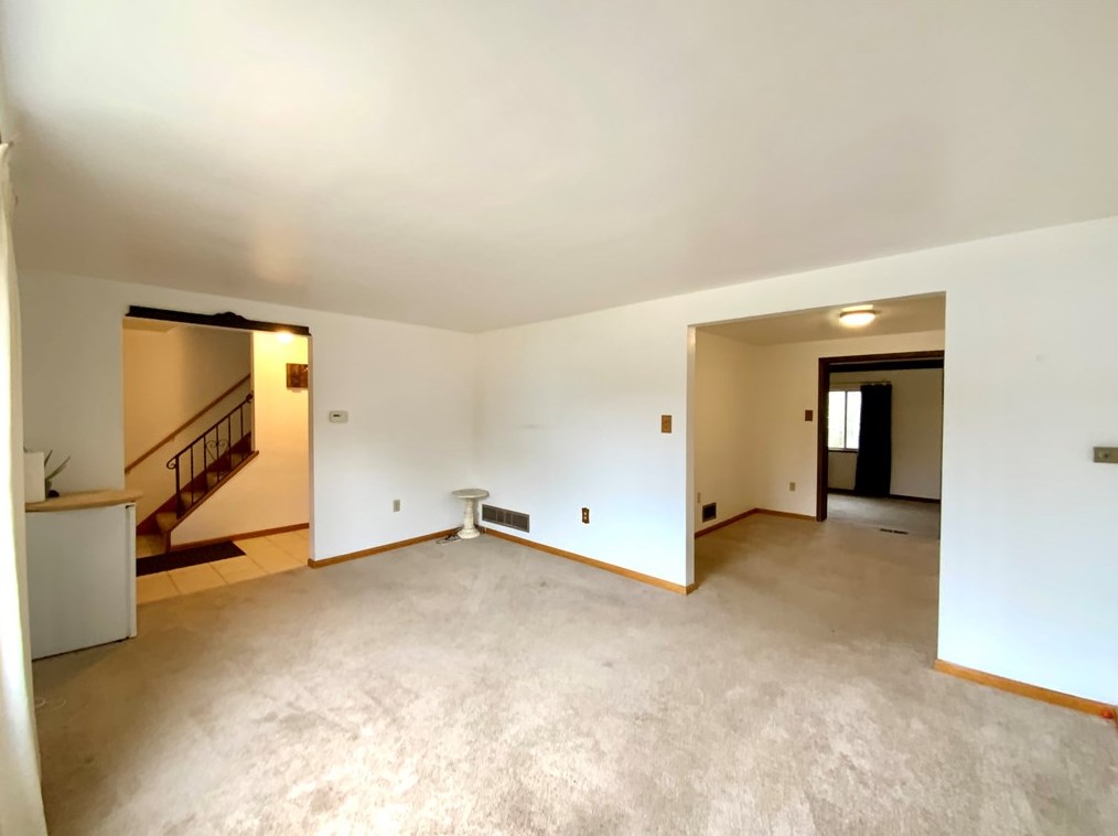 32 Harrison St, Pittsburgh, PA 15205-3007