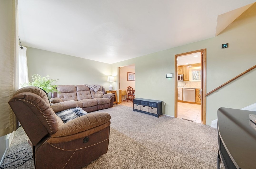 660 Pettigrew Rd, North Huntingdon, PA 15642
