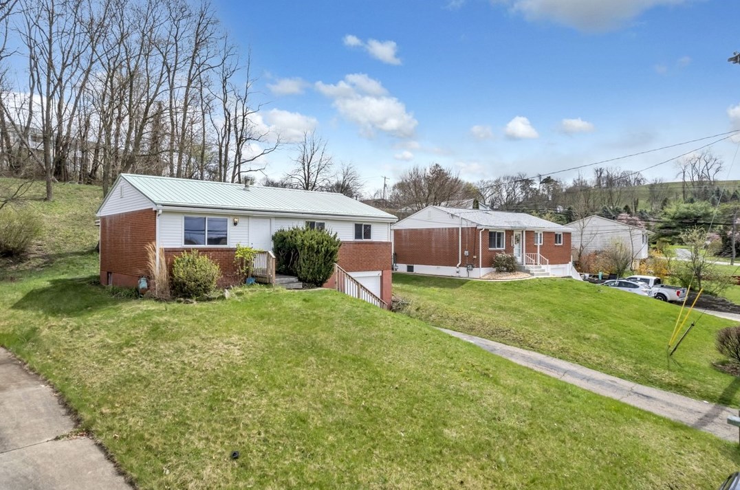 104 Palomino Dr, Noblestown, PA 15071-9314