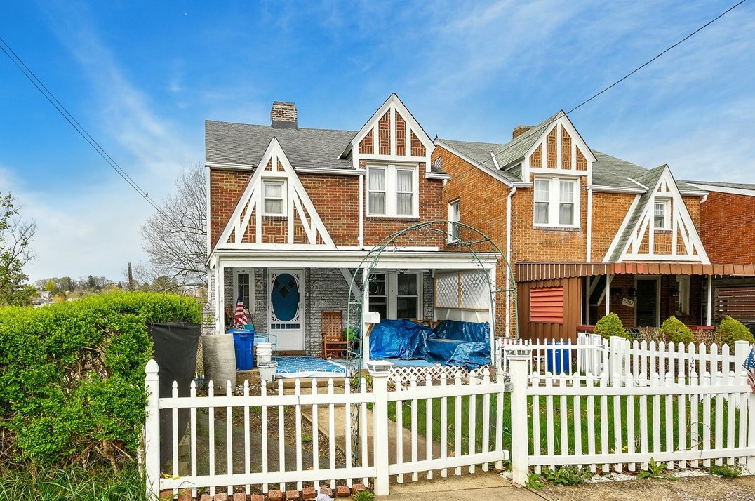 2234 Walton Ave, Pittsburgh, PA 15210-4150