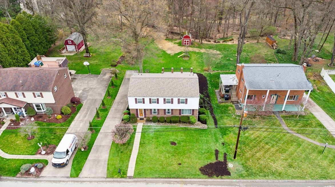 47 Bel Aire Dr, Delmont, PA 15626