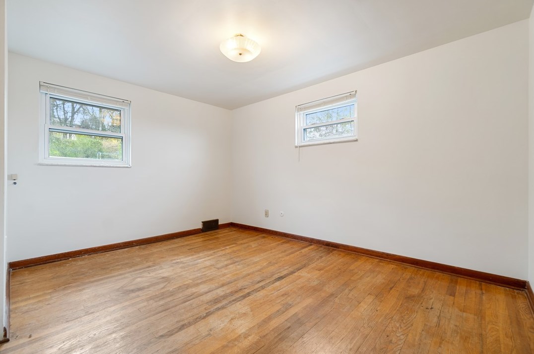 627 Driftwood Dr, Pittsburgh PA  15243-1712 exterior