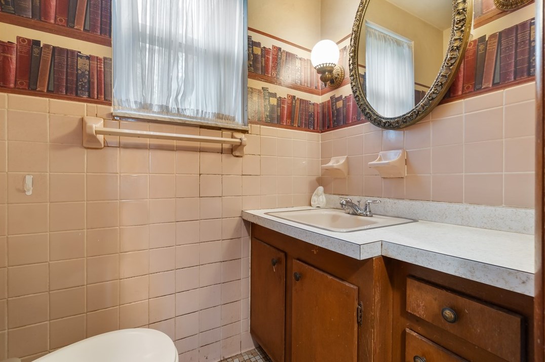 627 Driftwood Dr, Pittsburgh PA  15243-1712 exterior