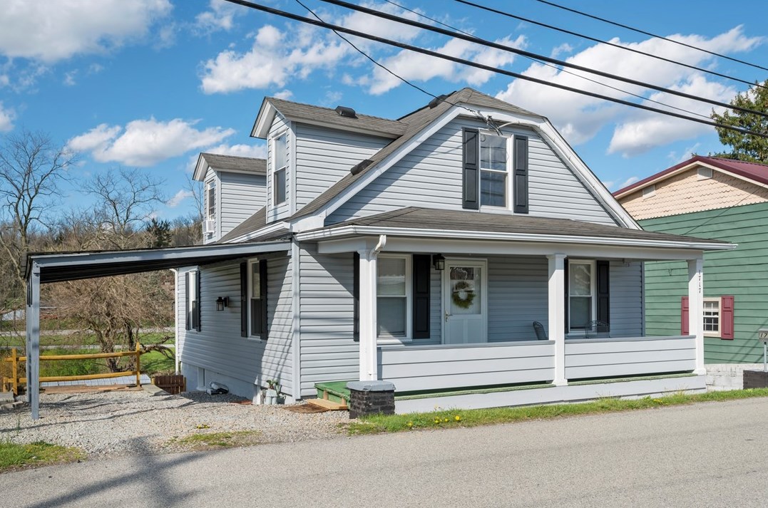 1717 Latrobe Derry Rd, Bradenville, PA 15620-1010