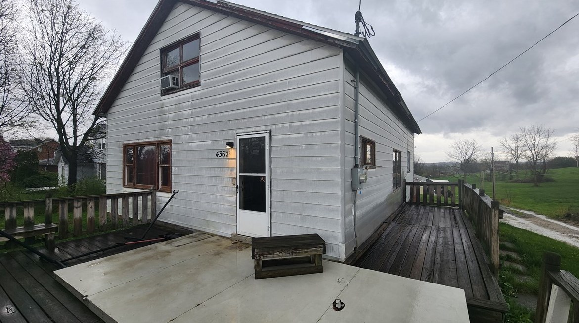 4362 State Route 136, Greensburg, PA 15601-6411