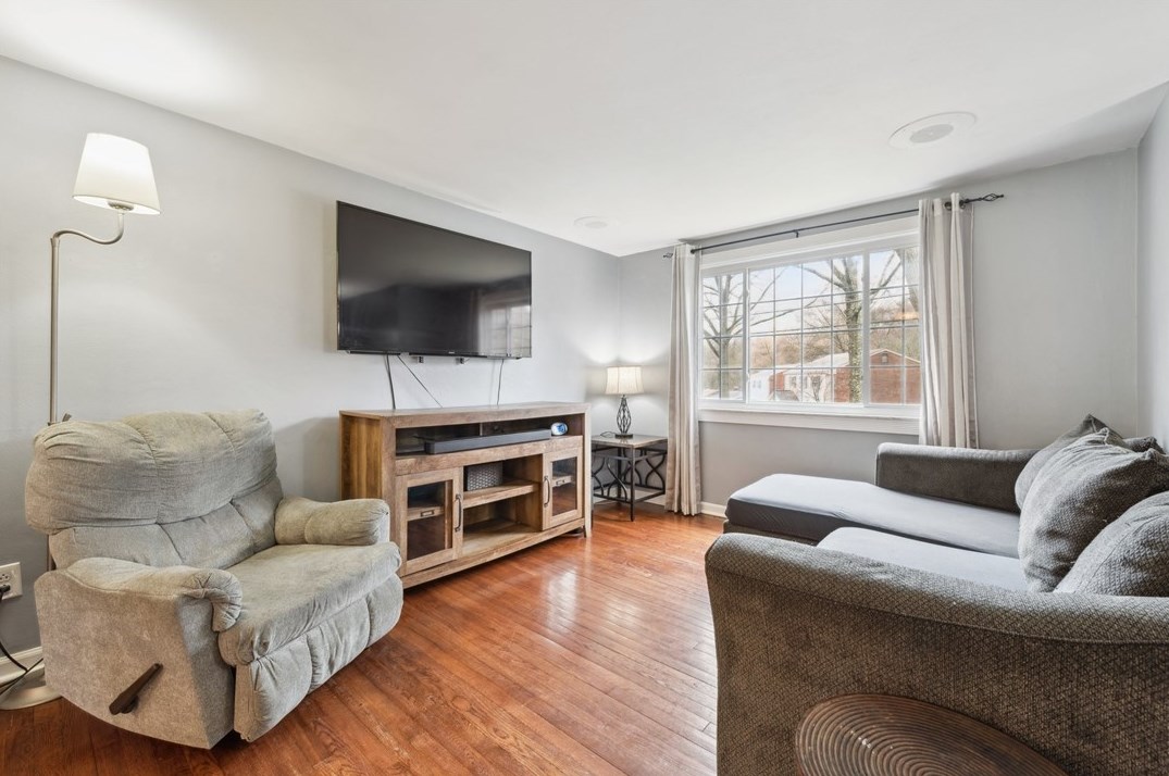 466 Atlantic Ave, Pittsburgh, PA 15224-2313