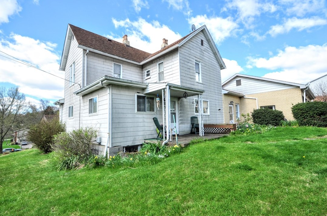 6060 Baptist Rd, Bethel Park, PA 15102