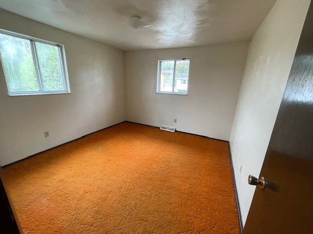 423 Springwood Dr, Verona PA  15147-2623 exterior