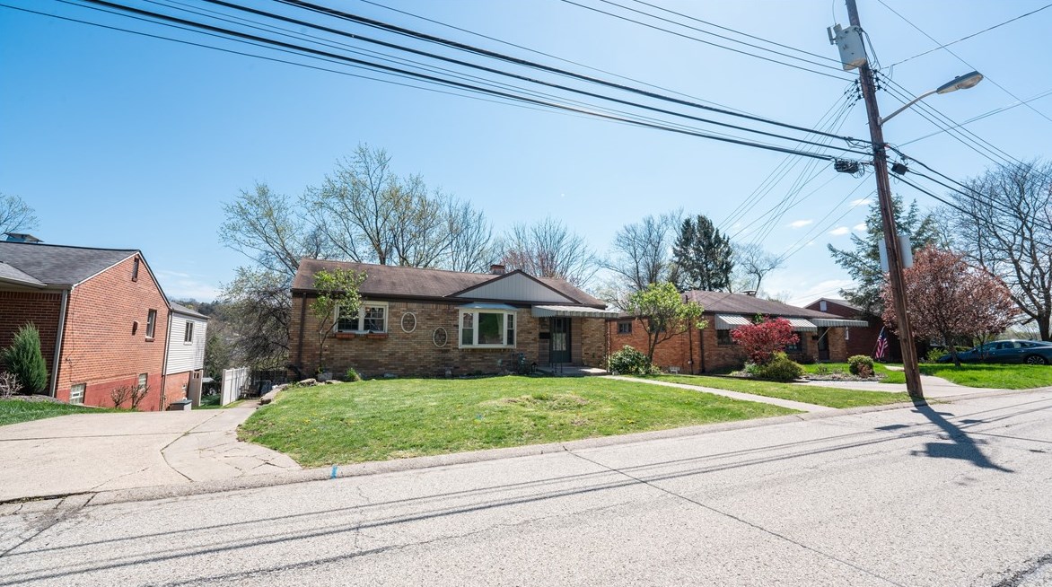 1859 Maydell St, Pittsburgh, PA 15216-2909