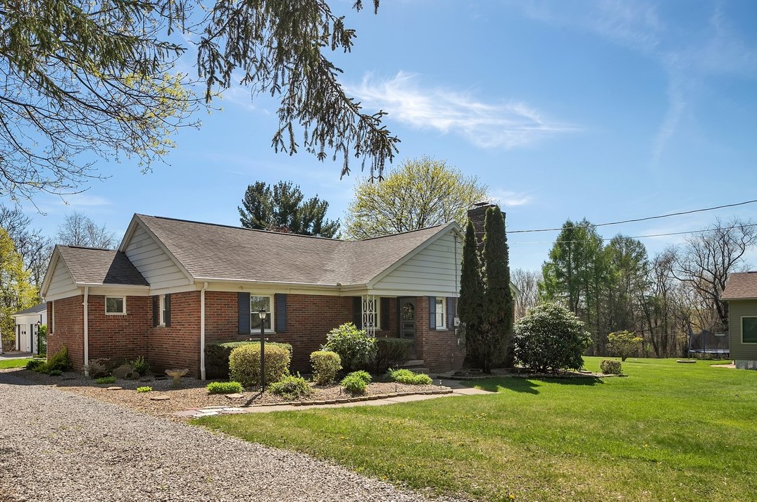 1000 Sebring Rd, Beaver, PA 15009