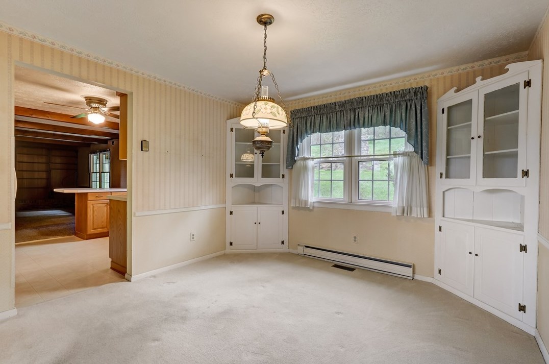 241 Hazelwood Dr, Washington PA  15301-6243 exterior