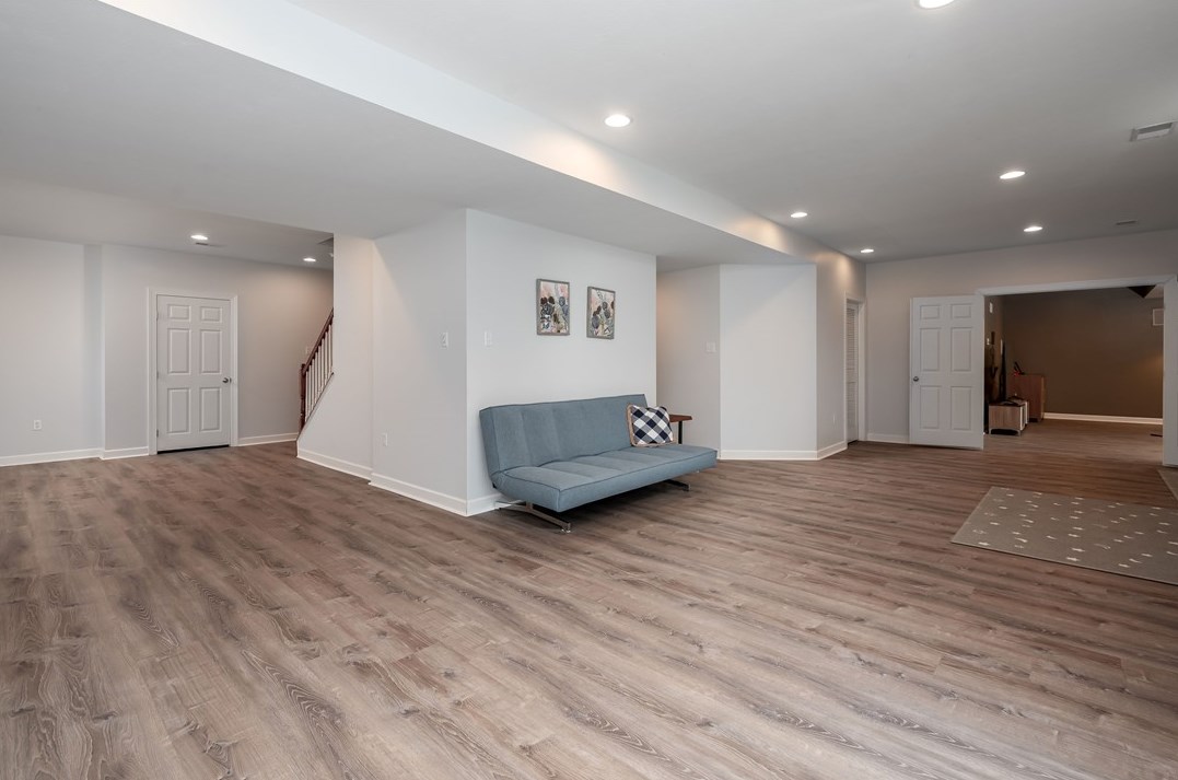 1412 Mystic Valley Dr, Sewickley PA  15143-8873 exterior