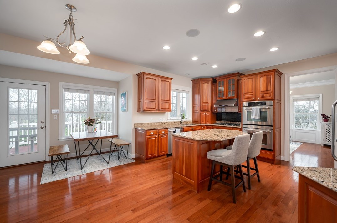 1412 Mystic Valley Dr, Sewickley PA  15143-8873 exterior