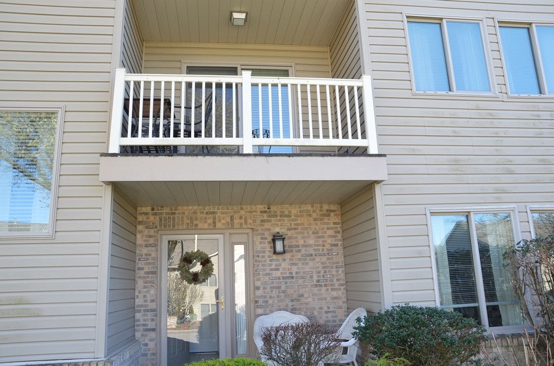 9401 Sundance Dr, Bridgeville, PA 15017-1193