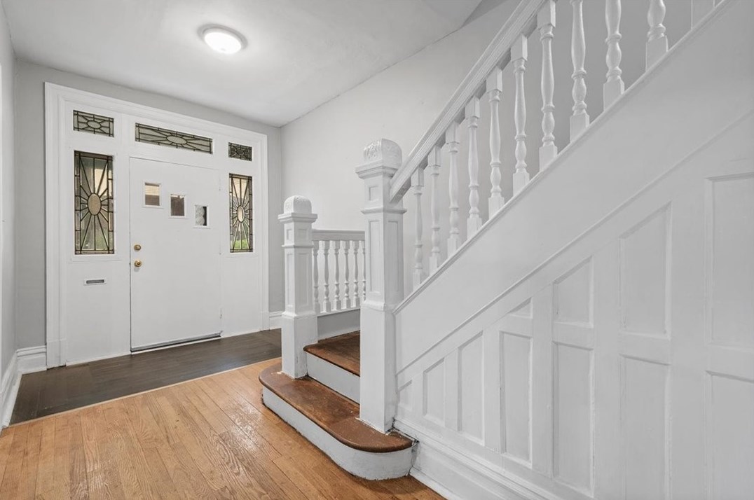 401 Harris Ave, Pittsburgh PA  15205-3226 exterior