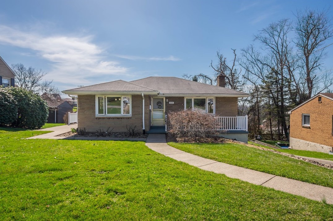 226 Longview Dr, Monroeville, PA 15146