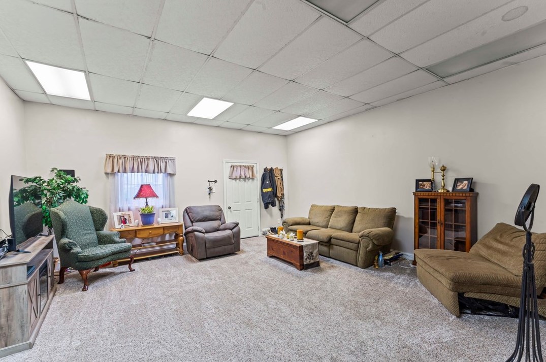 310 9th St, North Charleroi, PA 15022