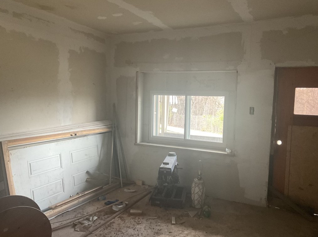 340 11 Ave, Whitaker PA  15120-1439 exterior