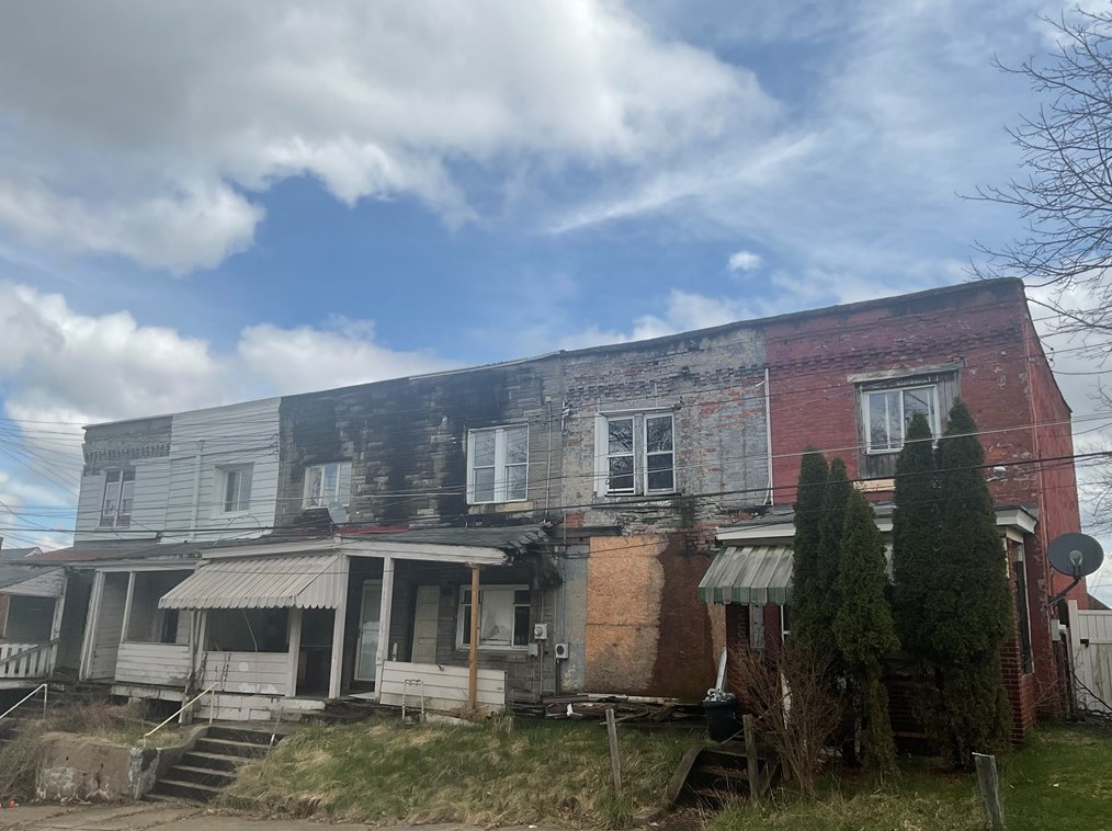 340 11th Ave, Whitaker, PA 15120-1439