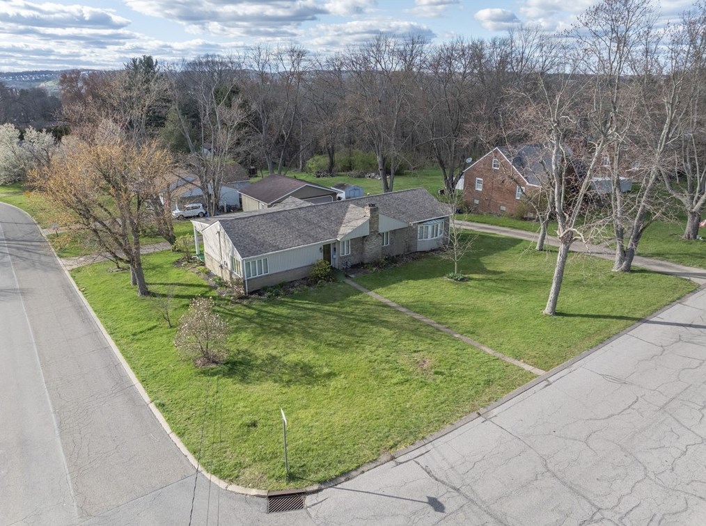 138 Pennsylvania Ave, Bridgeville, PA 15017-2659