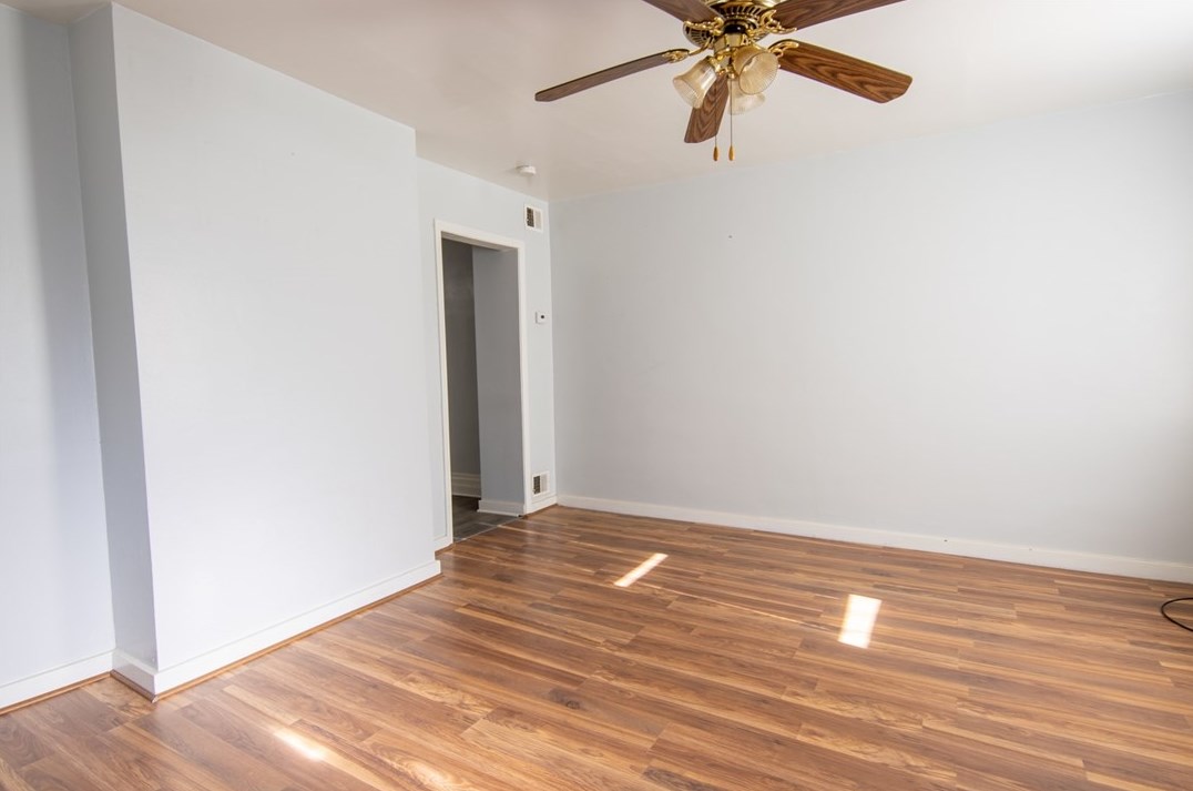 5827 Brownsville Rd, Pittsburgh PA  15236-9547 exterior