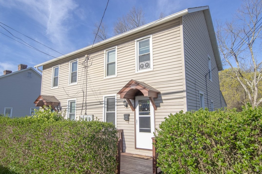 5827 Brownsville Rd, Pittsburgh PA  15236-9547 exterior