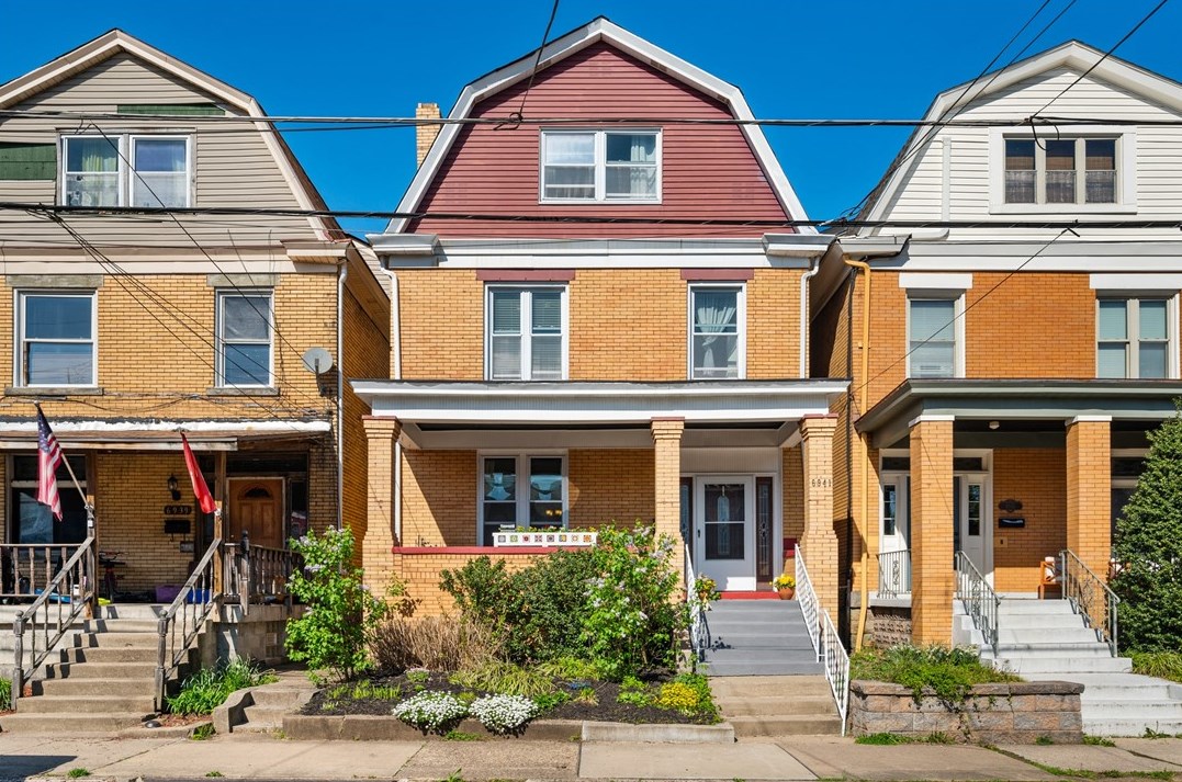 6941 Greenwood St, Pittsburgh, PA 15206-1143