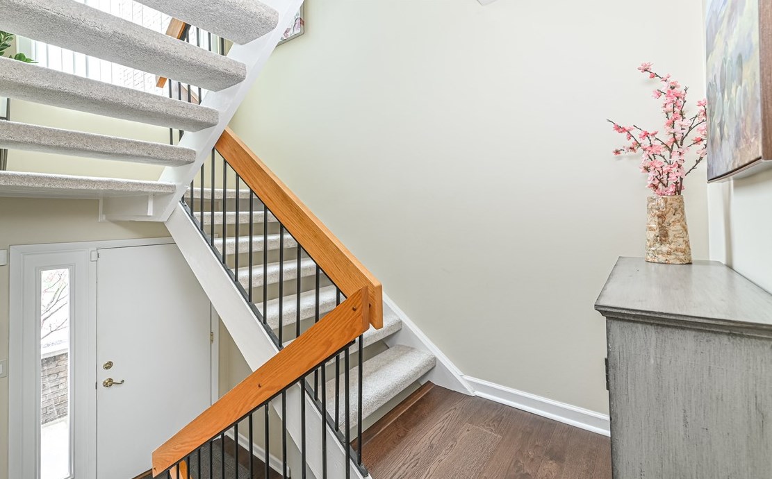 15 Maple Ct, Pittsburgh, PA 15237-2630