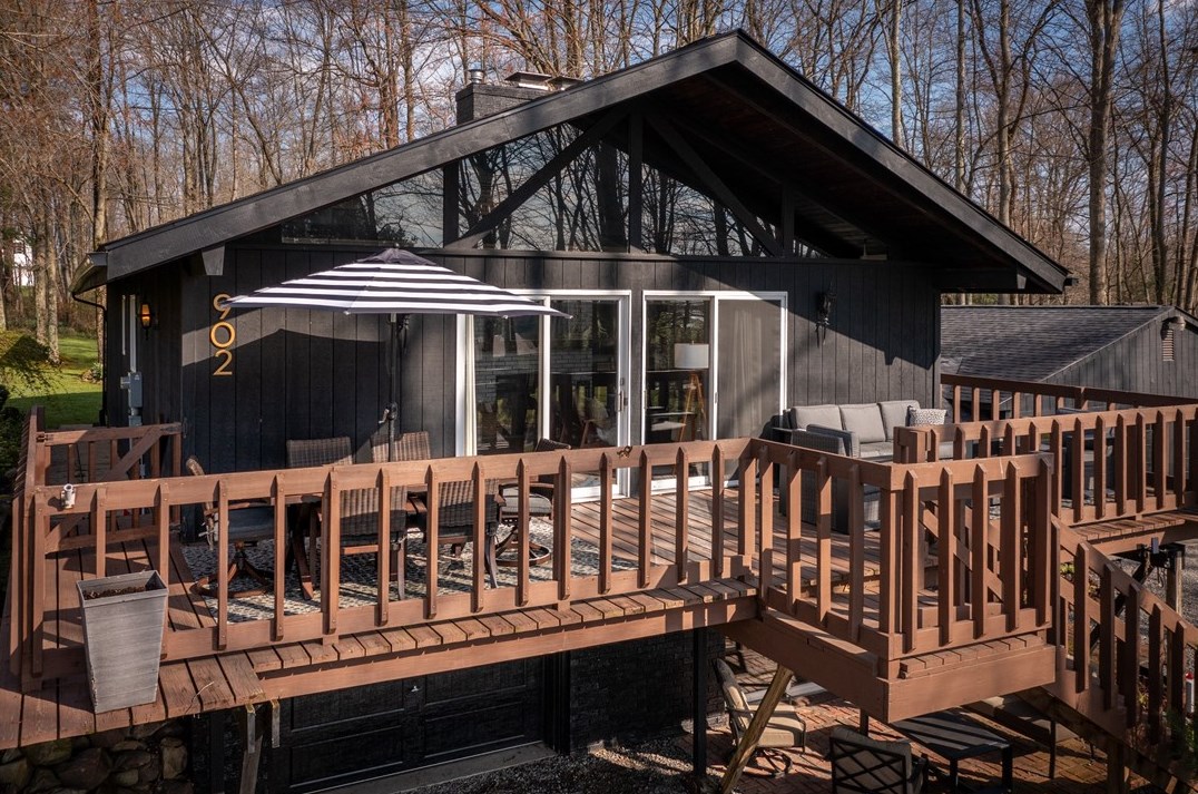 902 Ottawa Trail, Mercer, PA 16137