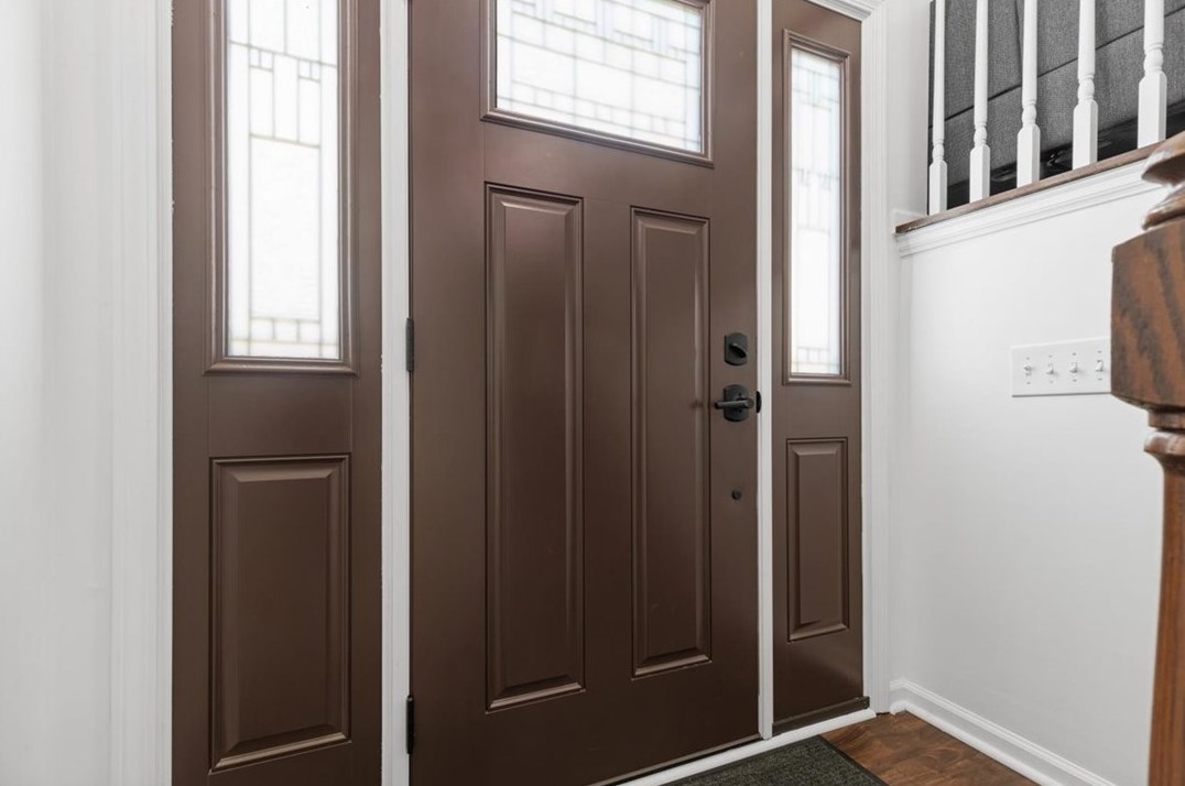 586 Flaugherty Run Rd, Moon Twp PA  15108-8900 exterior