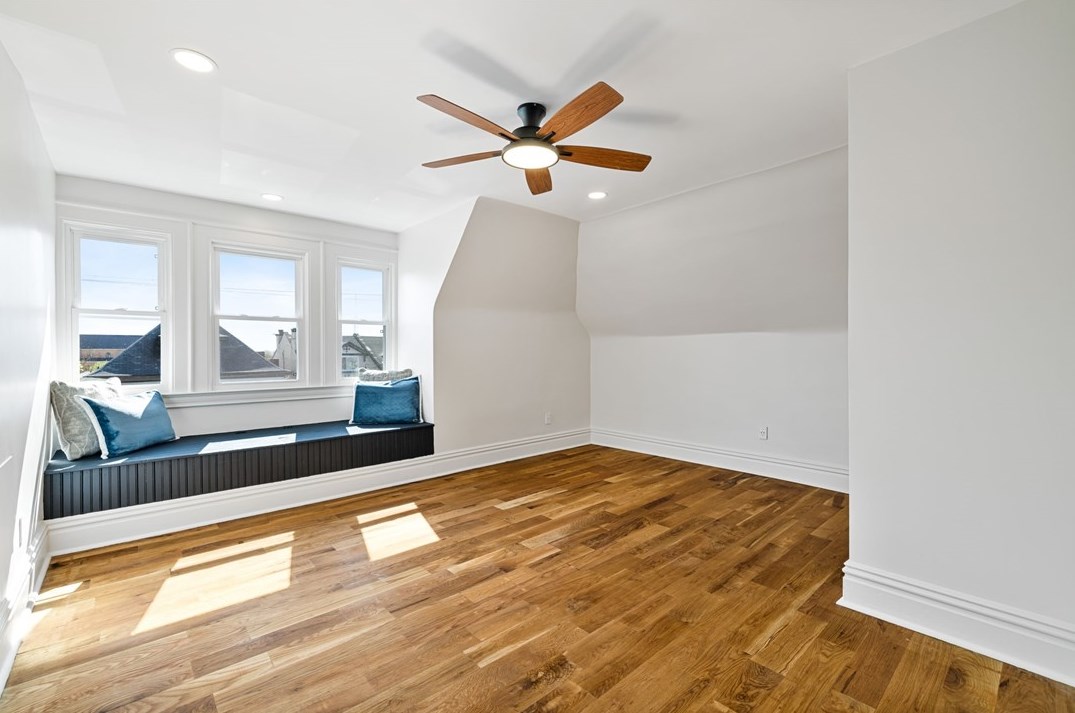 140 Bigham St, Pittsburgh PA  15211-1462 exterior