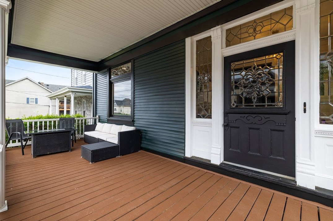 140 Bigham St, Pittsburgh PA  15211-1462 exterior