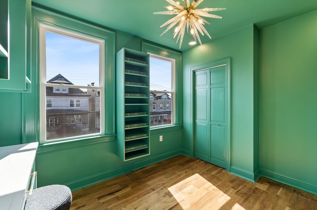 140 Bigham St, Pittsburgh PA  15211-1462 exterior