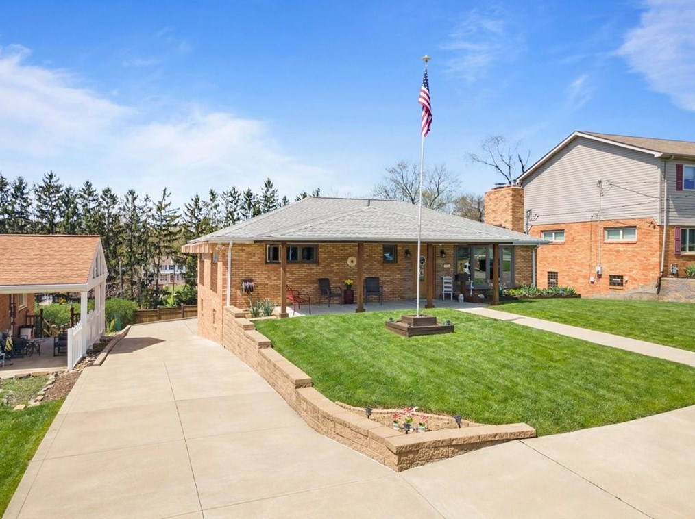 5024 Lindermer Ave, Bethel Park, PA 15102-2816