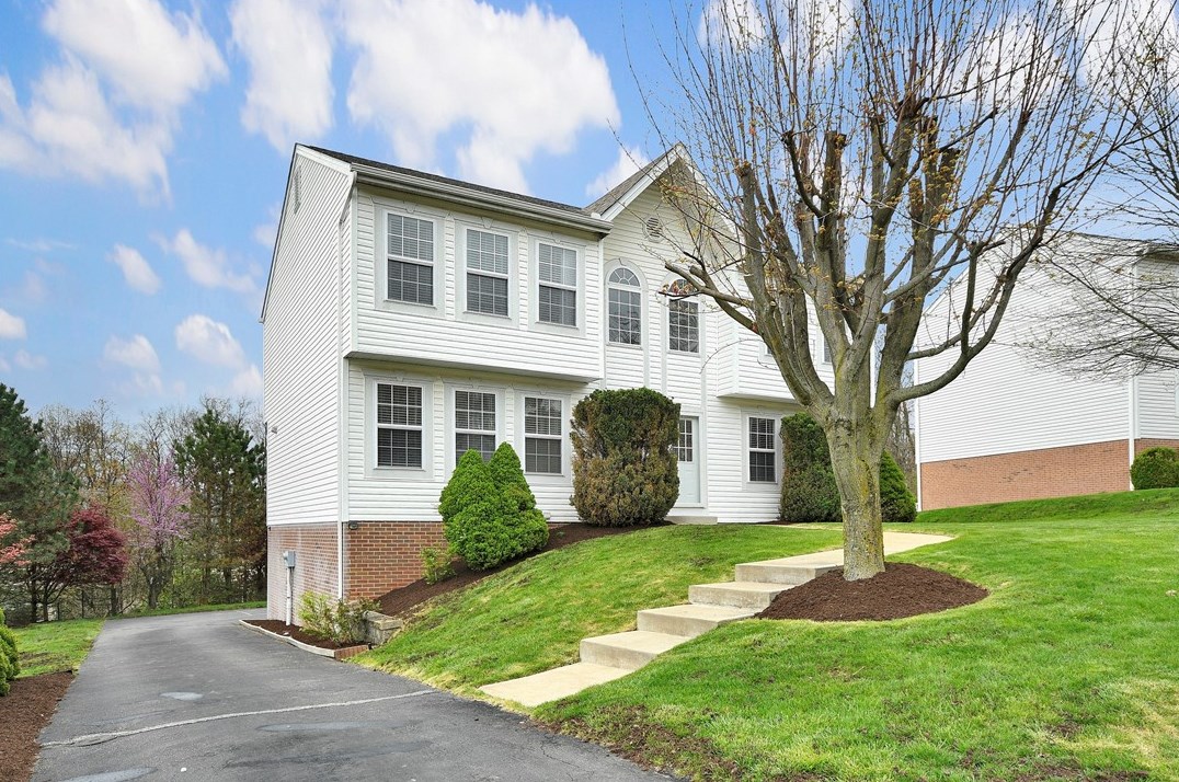 1076 Rural Ridge Dr, Cheswick, PA 15024