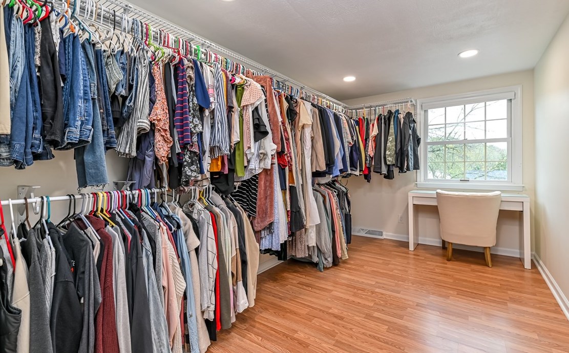 2101 Coventry Dr, Allison Park PA  15101-3364 exterior