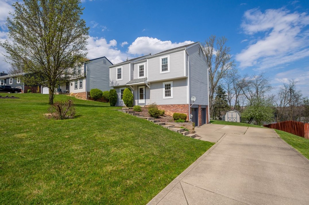 9145 Timberglen Dr, Imperial, PA 15126-9251