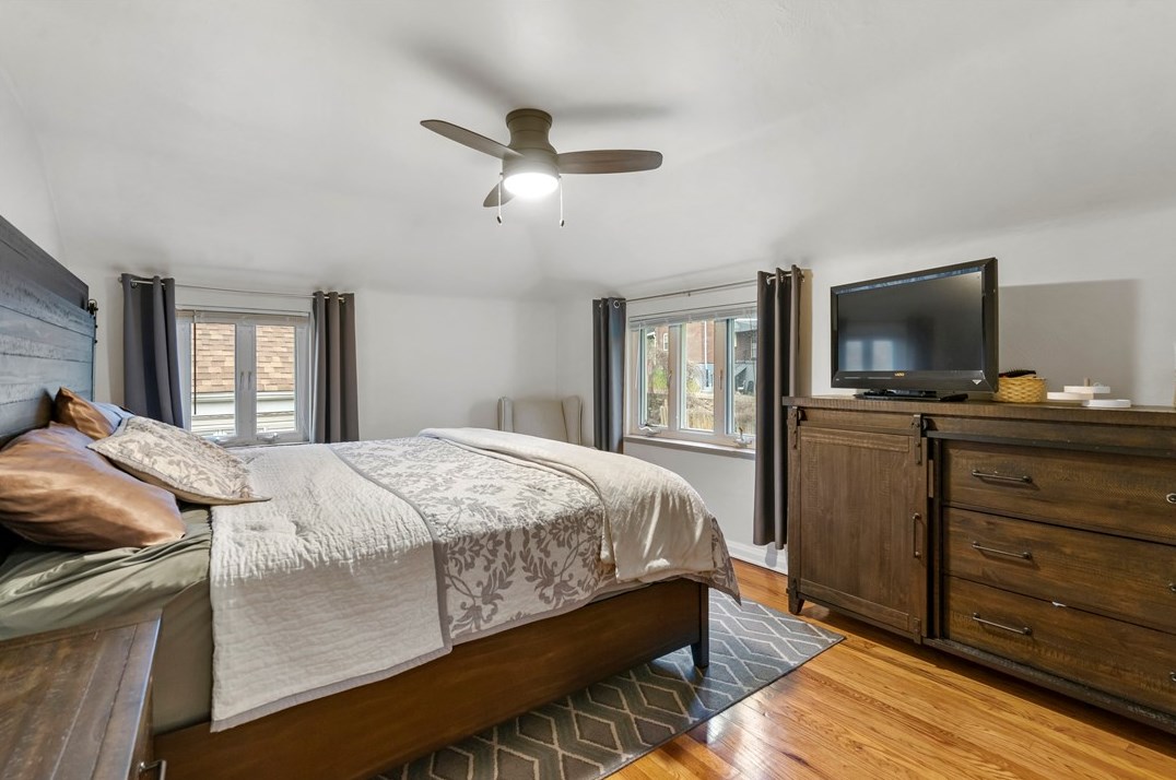 4268 Stanton Ave, Pittsburgh PA  15201-2242 exterior