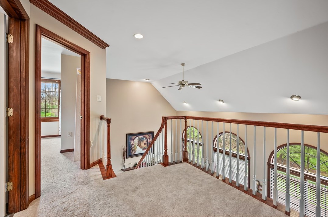 1050 Lexington Dr, Export PA 15632-9022 exterior