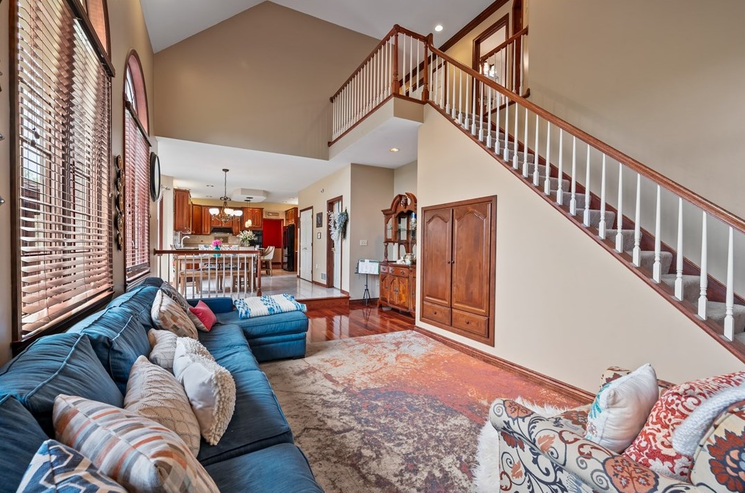 1050 Lexington Dr, Export PA 15632-9022 exterior