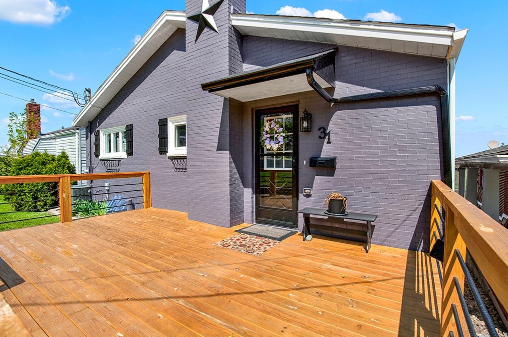 31 Petrak St, North Charleroi, PA 15022