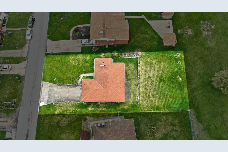 1519 Gilmore Dr, Jefferson Hills, PA 15025 MLS 1649872 Coldwell Banker