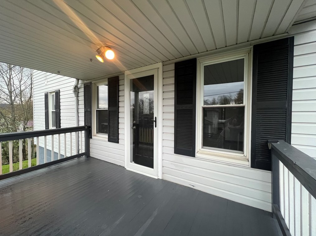 529 Seward St, Seward, PA 15954-2015