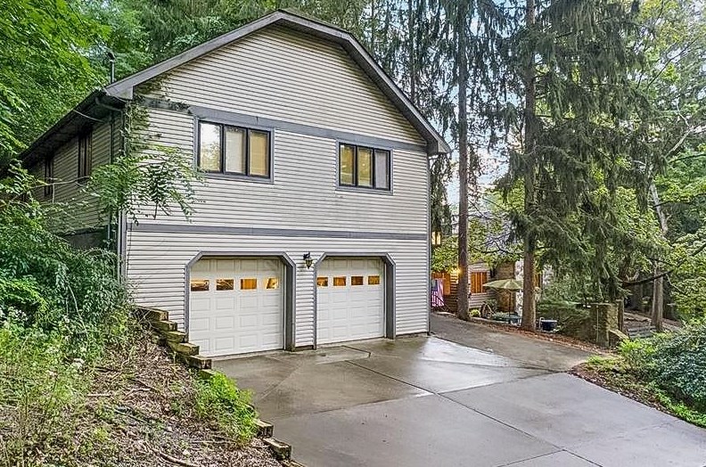 3166 Babcock Blvd, Pittsburgh, PA 15237