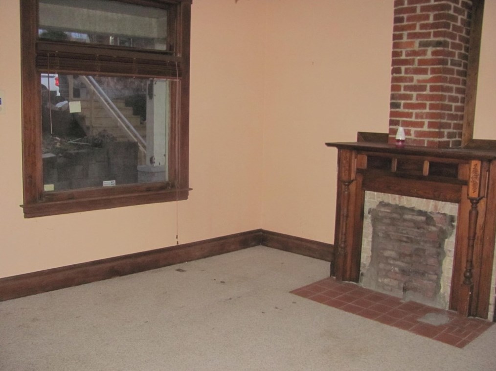 65 Semicir St, Pittsburgh, PA 15214